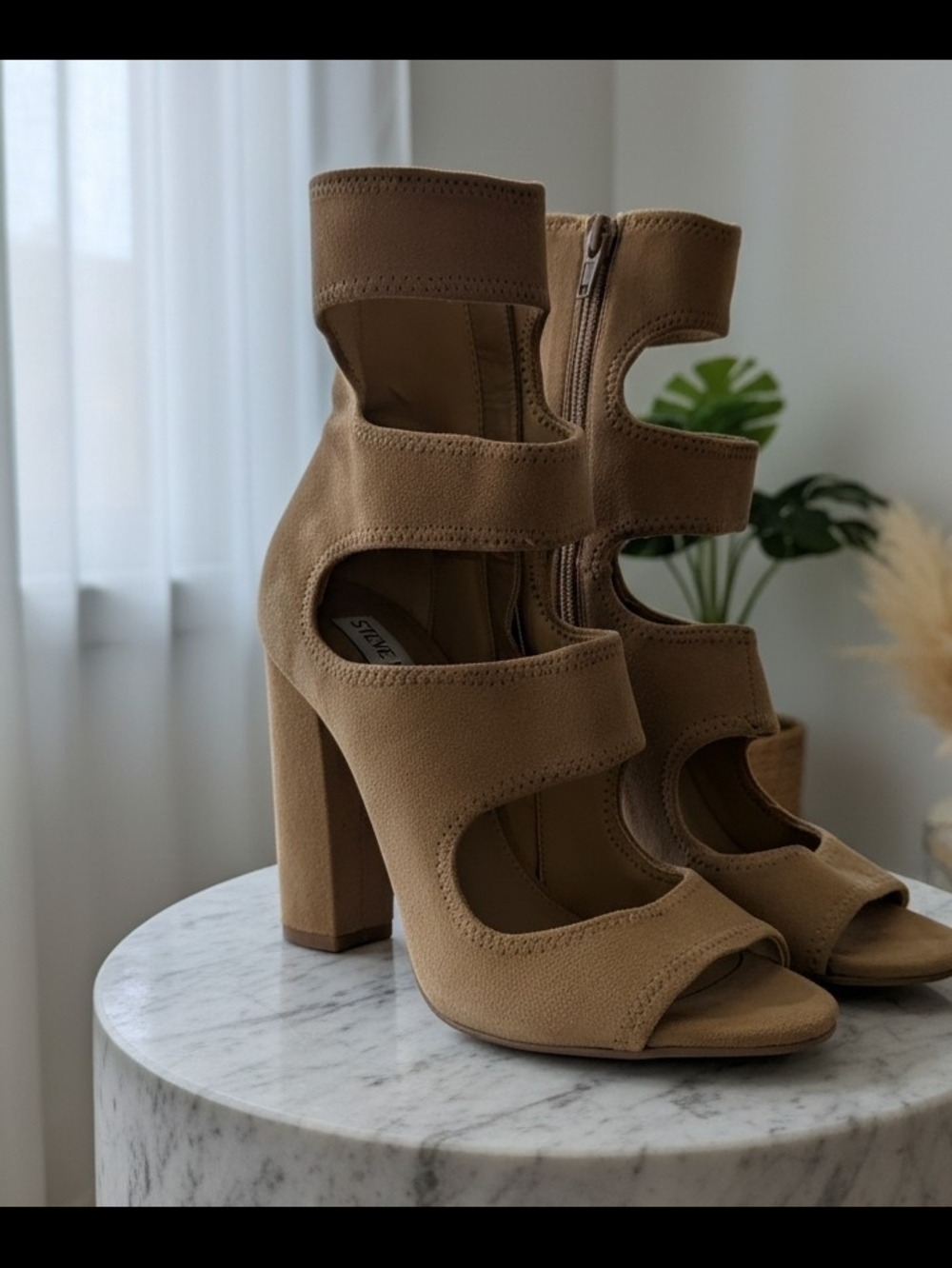 Steve Madden Stylish Beige Cut-Out Block Heel Sandals